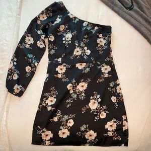 NWT Abercrombie One Shoulder Floral Dress, sz S
